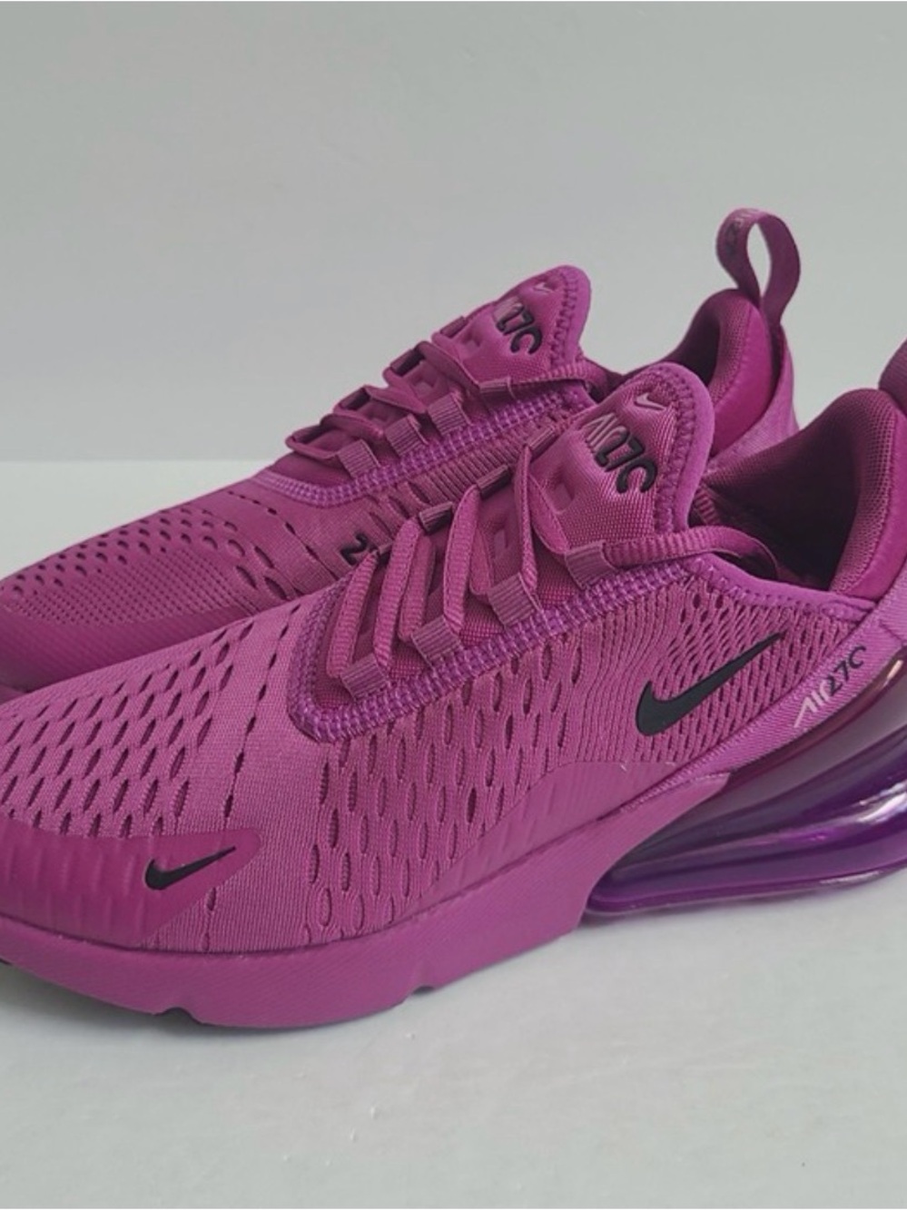 Nike Air Max 270 Women’s Hot Fuchsia Running Sneakers